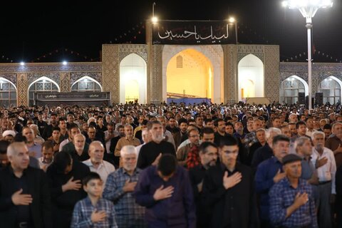 تصاویر/ هشتمین شب سوگواری اباعبدالله در شهر کرمان