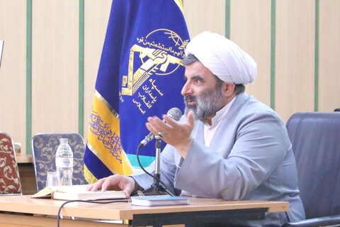 همایش تبیینی روایت فتح به مناسبت اربعین شهدای اقتدار در یزد