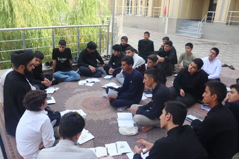 تصاویر/ دوره میثاق طلبگی طلاب جدیدالورود حوزه علمیه آذربایجان غربی