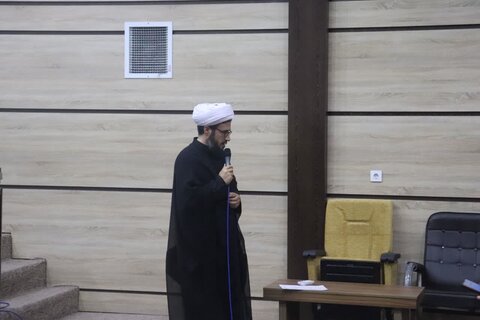 تصاویر/ آیین افتتاحیه دوره میثاق طلبگی حوزه علمیه آذربایجان غربی