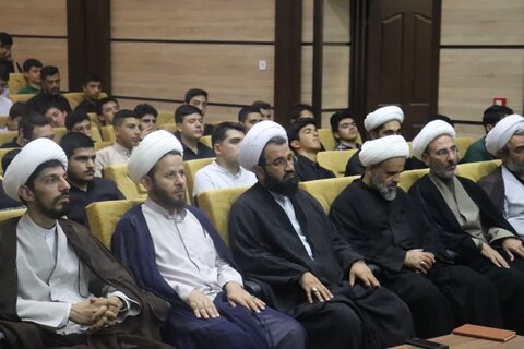 تصاویر/ آیین افتتاحیه دوره میثاق طلبگی حوزه علمیه آذربایجان غربی