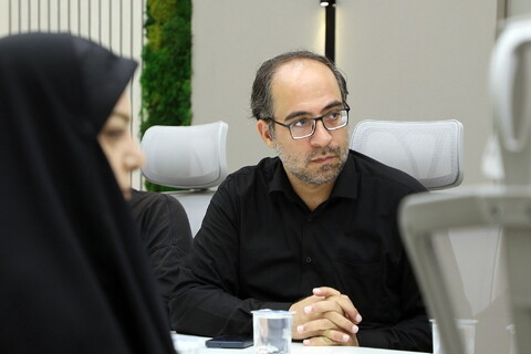 تصاویر/ مراسم رونمایی از نشان ویژه و پوستر دومین رویداد بین المللی نحن ابناء الحسین(ع)