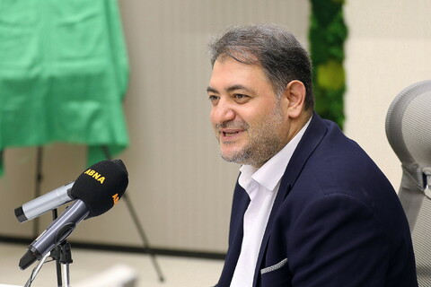 تصاویر/ مراسم رونمایی از نشان ویژه و پوستر دومین رویداد بین المللی نحن ابناء الحسین(ع)