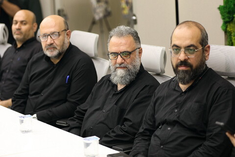 تصاویر/ مراسم رونمایی از نشان ویژه و پوستر دومین رویداد بین المللی نحن ابناء الحسین(ع)