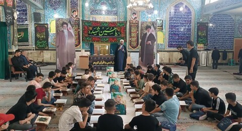 تصاویر/ محفل انس با قرآن یادواره شهدای اقتدار در مسجد جامع امامزاده اسماعیل علیه السلام شهر میانه