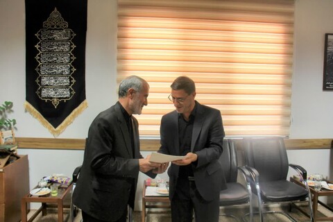 تصاویر/ دیدار فرماندار شهرستان زنجان با نماینده ولی‌فقیه در استان زنجان