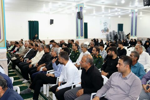 تصاویر/ تجلیل از ائمه جمعه شهرستان دیر