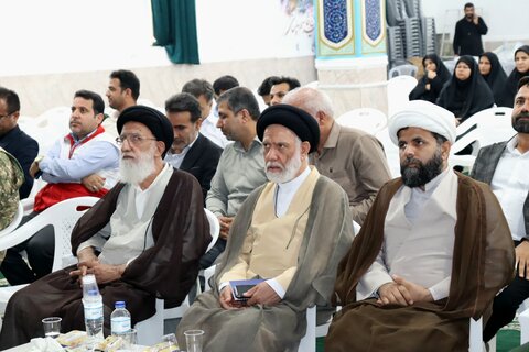 تصاویر/ تجلیل از ائمه جمعه شهرستان دیر