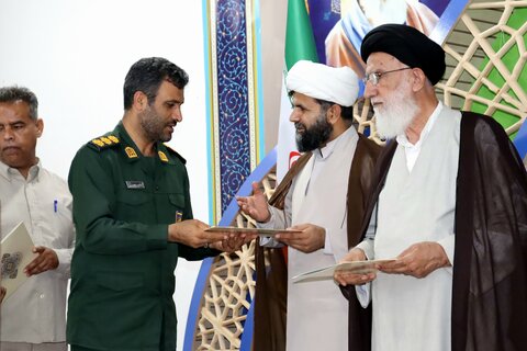 تصاویر/ تجلیل از ائمه جمعه شهرستان دیر