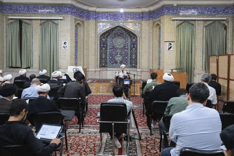 تصاویر/ آیین رونمایی از کتاب «دروس في الجبر و الاختیار»