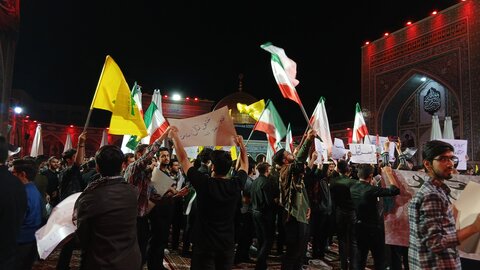 تجمع بزرگ دانشجویان انقلابی مشهد مقدسدر محکومیت جنایت رژیم صهیونیستی در نوار غزه