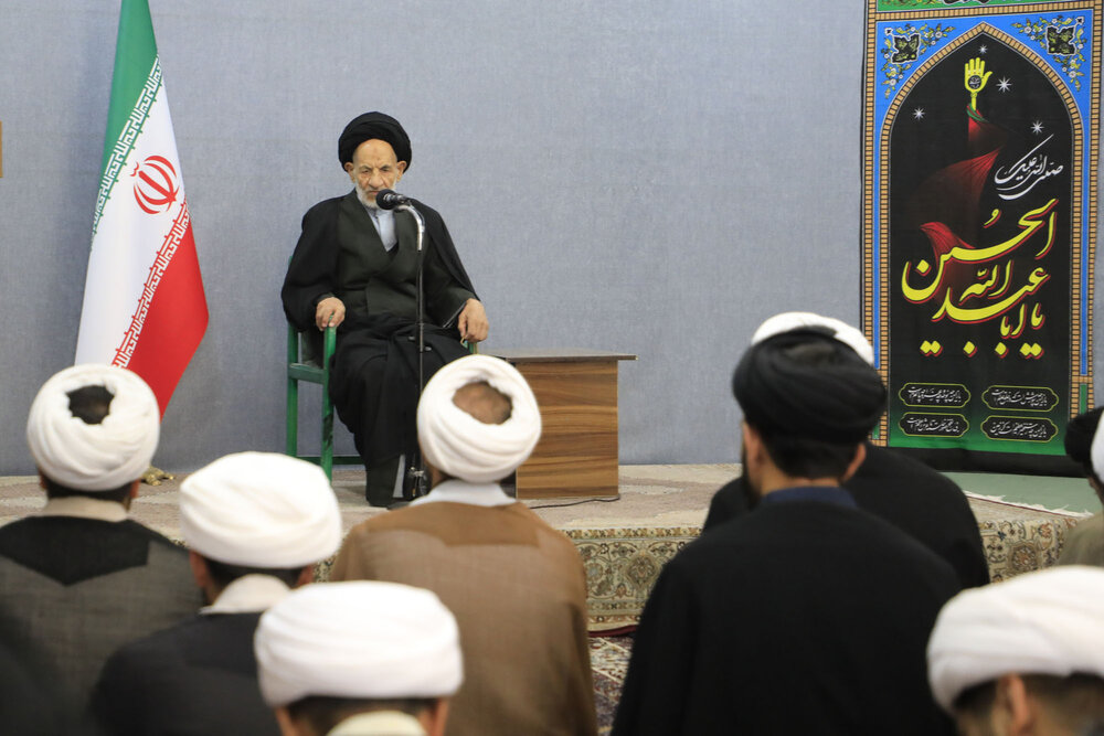 مبلّغ اربعین با شناخت عمیق فرهنگی، هر لحظه را به فرصتی برای هدایت تبدیل کند+ تصاویر