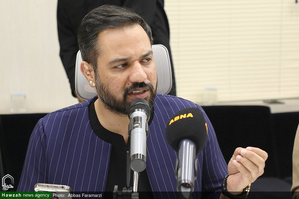 نشان و پوستر دومین رویداد رسانه‌ای «نحن ابناء‌الحسین(ع)» رونمایی شد / اعلام فراخوان آثار به ۱۴ زبان