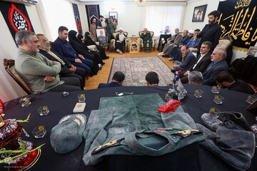 جامعه قرآنی با خانواده شهید سلامی دیدار کردند