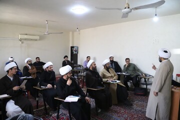 تصاویر/ برگزاری کلاس‌های مشاوره فقه در حاشیه دوره تابستانه درس خارج فقه در اهواز