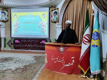 خادمین نماز جمعه قمصر تجلیل شدند+تصاویر