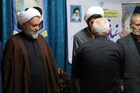 تصاویر/ آیین تجلیل از خادمین نماز جمعه تکاب