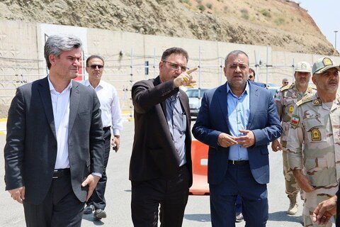 تصاویر/ بازدید فرماندار پیرانشهر از مرز تنرچین