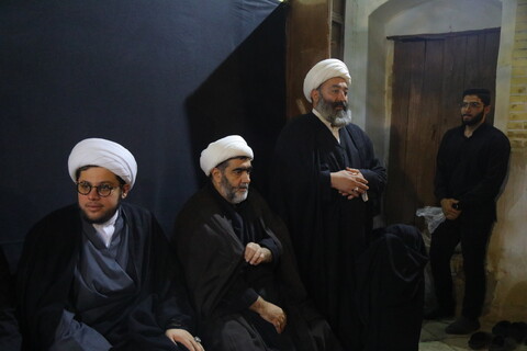 مراسم عزاداری سالار شهیدان در دهه اول ماه صفر در بیت مرحوم آیت الله شاه آبادی (ره)
