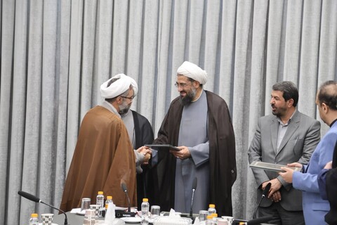 تصاویر / برگزاری جلسه قرارگاه راهبری مسجد