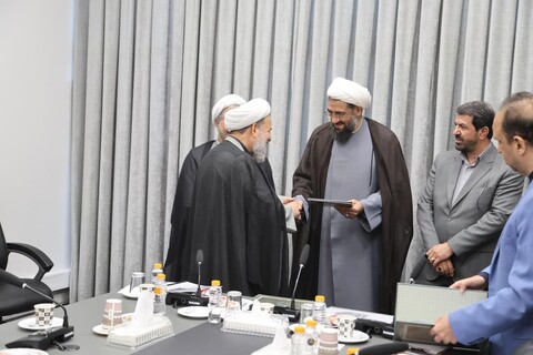 تصاویر / برگزاری جلسه قرارگاه راهبری مسجد