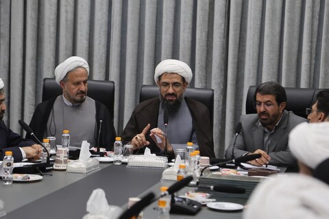 تصاویر / برگزاری جلسه قرارگاه راهبری مسجد