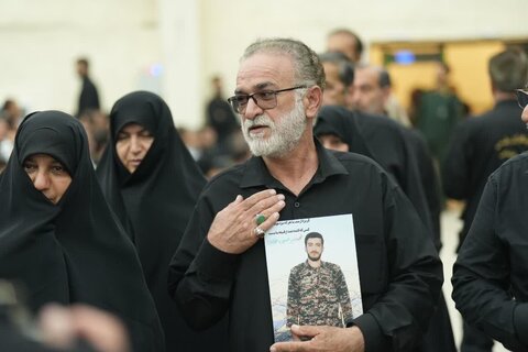 تصاویر مراسم اربعین ۸۶ شهید لرستانی جنگ تحمیلی رژیم صهیونیستی در خرم آباد