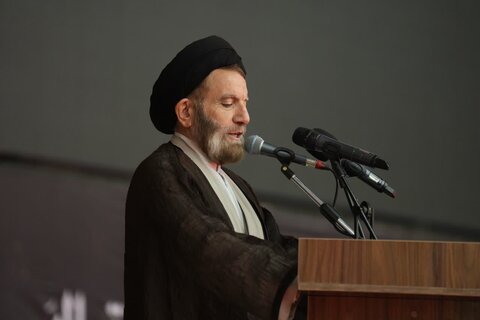 تصاویر مراسم اربعین ۸۶ شهید لرستانی جنگ تحمیلی رژیم صهیونیستی در خرم آباد