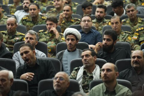 تصاویر مراسم اربعین ۸۶ شهید لرستانی جنگ تحمیلی رژیم صهیونیستی در خرم آباد