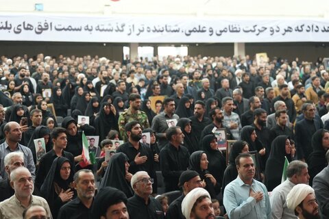 تصاویر مراسم اربعین ۸۶ شهید لرستانی جنگ تحمیلی رژیم صهیونیستی در خرم آباد