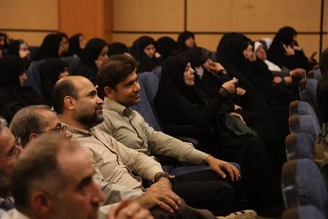 تصاویر /  گردهمایی خادمین نماز جمعه همدان