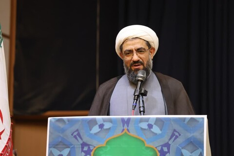 تصاویر /  گردهمایی خادمین نماز جمعه همدان