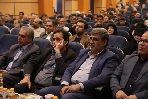 تصاویر /  گردهمایی خادمین نماز جمعه همدان