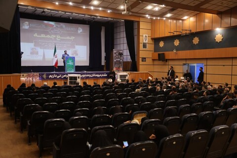 تصاویر /  گردهمایی خادمین نماز جمعه همدان