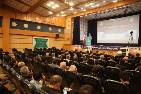 تصاویر /  گردهمایی خادمین نماز جمعه همدان