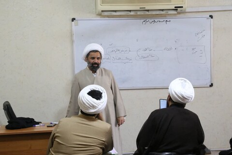 تصاویر/برگزاری کلاس‌های مشاوره فقه در حاشیه دوره تابستانه درس خارج فقه در اهواز