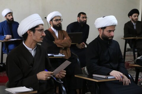 تصاویر/برگزاری کلاس‌های مشاوره فقه در حاشیه دوره تابستانه درس خارج فقه در اهواز