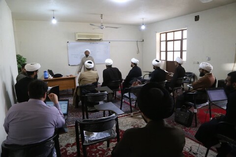 تصاویر/برگزاری کلاس‌های مشاوره فقه در حاشیه دوره تابستانه درس خارج فقه در اهواز