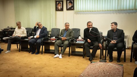 تصاویر|نشست تخصصی قرارگاه مردمی تحول اجتماعی البرز با حضور هیئت اندیشه‌ورز و نماینده ولی فقیه