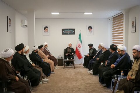 تصاویر / گردهمایی ائمه جمعه استان قزوین با حضور نماینده ولی فقیه در استان قزوین