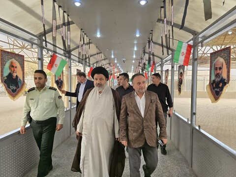 تصاویر/ بازدید مسئولین شهرستان ماکو از ورودی زوار حوزه قفقاز در مرز بازرگان