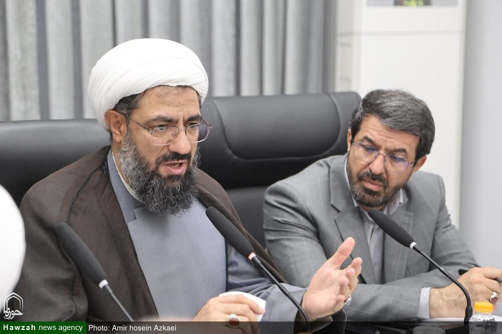 مسجد به محور تحولات محله و پناهگاه مردم تبدیل شود