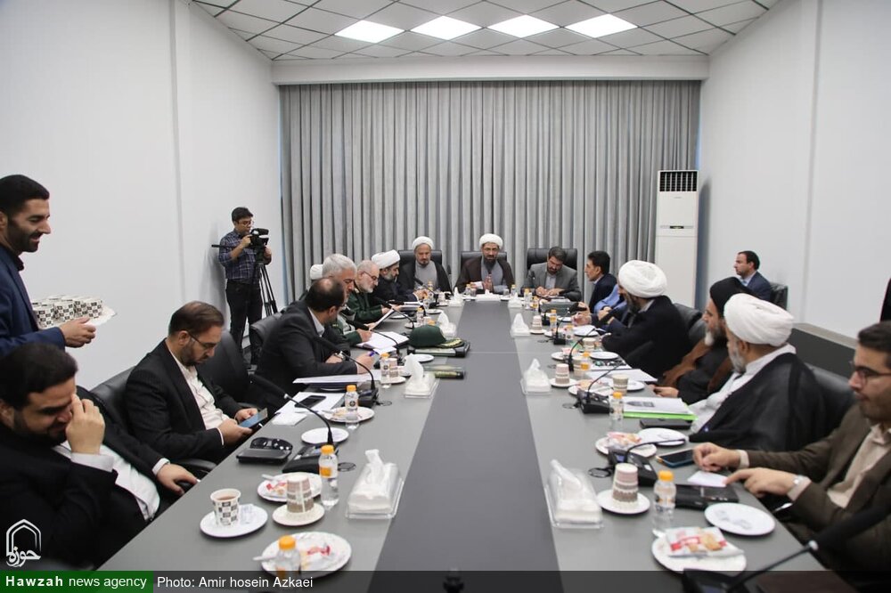 تصاویر / برگزاری جلسه قرارگاه راهبری مسجد