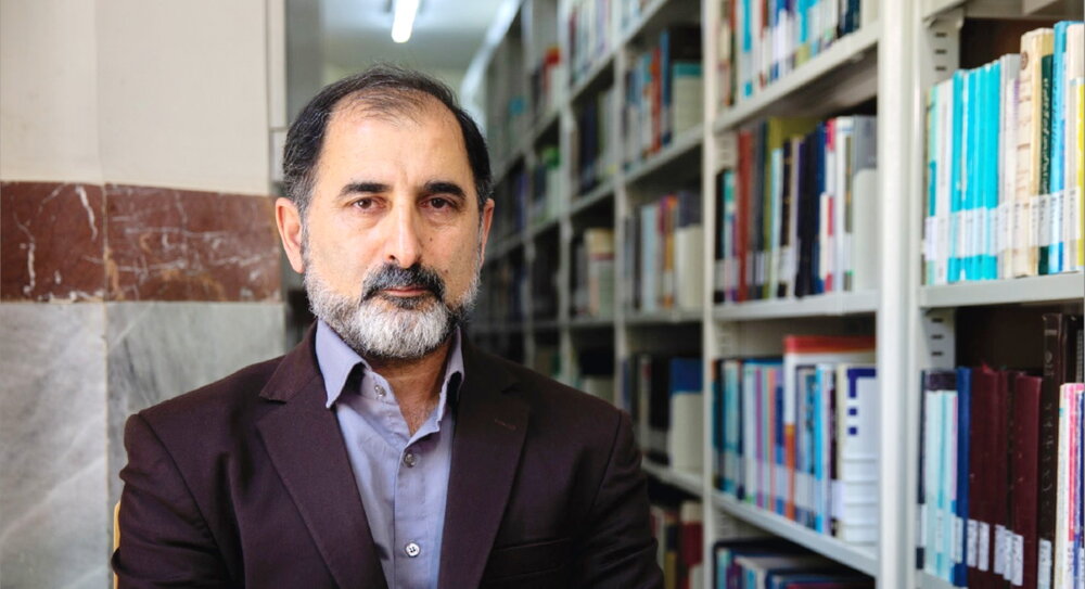 انقلابِ خاموش؛ چگونه عرفان از حاشیه به متن حوزه آمد؟