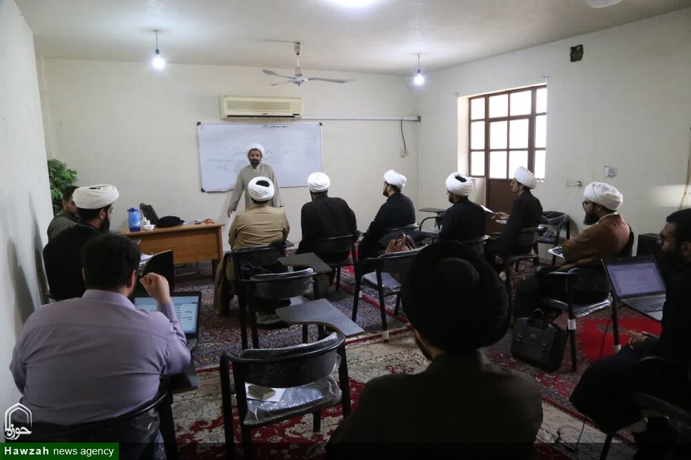 برگزاری کلاس‌های مشاوره فقه در حاشیه دوره تابستانه درس خارج فقه در اهواز