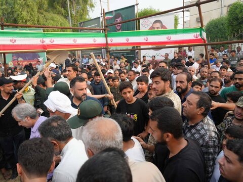 تصاویر/ تشییع شهید مدافع امنیت در عسلویه