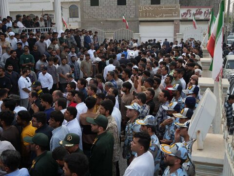 تصاویر/ تشییع شهید مدافع امنیت در عسلویه