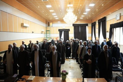 تصاویر/ هم اکنون اجلاسیه مدیران مدارس علمیه، مراکز تخصصی، معاونین و رابطین تهذیب مدارس علمیه استان تهران در حال برگزاری است