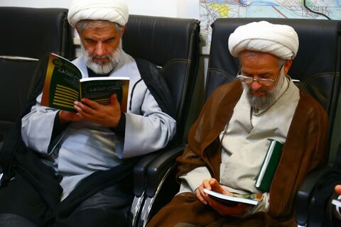 تصاویر/رونمایی از شماره جدید نشریه علمی «مفتاح الفقاهه» با حضور آیت‌الله واعظی