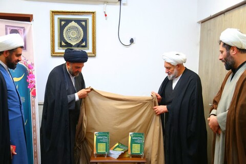 تصاویر/رونمایی از شماره جدید نشریه علمی «مفتاح الفقاهه» با حضور آیت‌الله واعظی